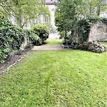 Au Refuge De La Basilique * بولون-سور-مير